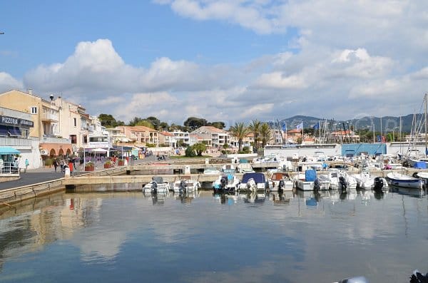 port-lecques-st-cyr-sur-mer