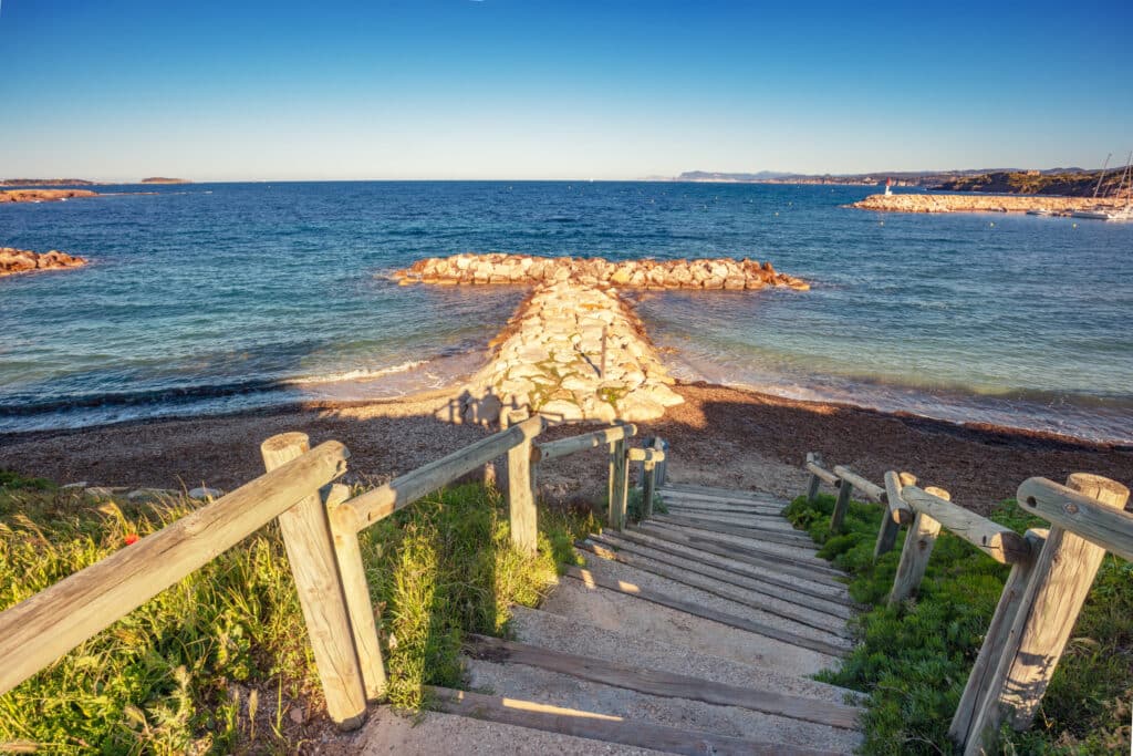 six fours les plages