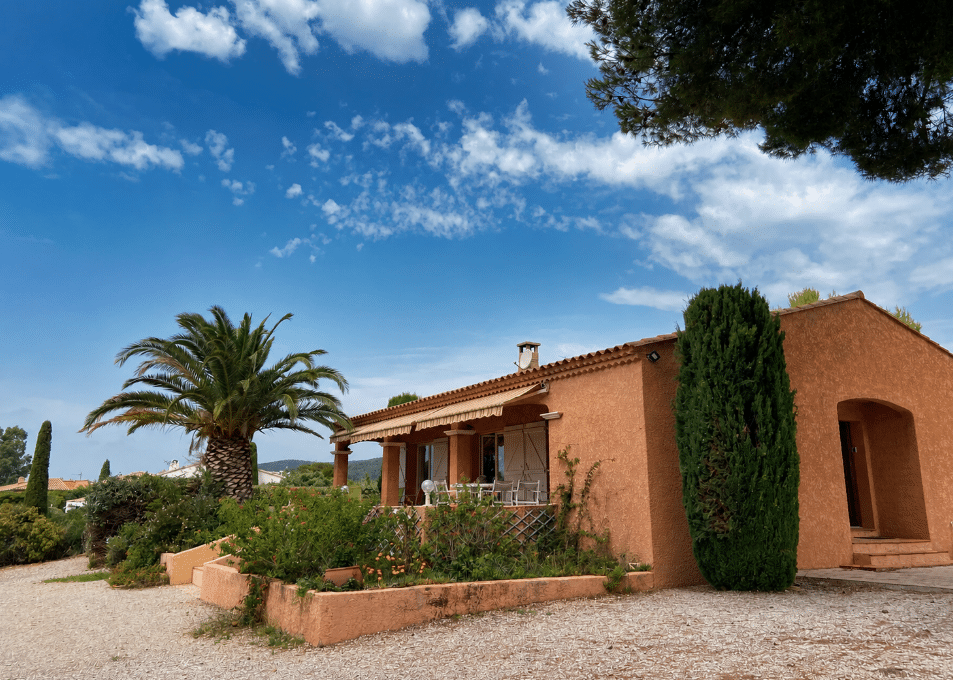La Nature en Provence, villa provençale à vendre à La Cadière-d'Azur — vue 2 — Maison & Vous