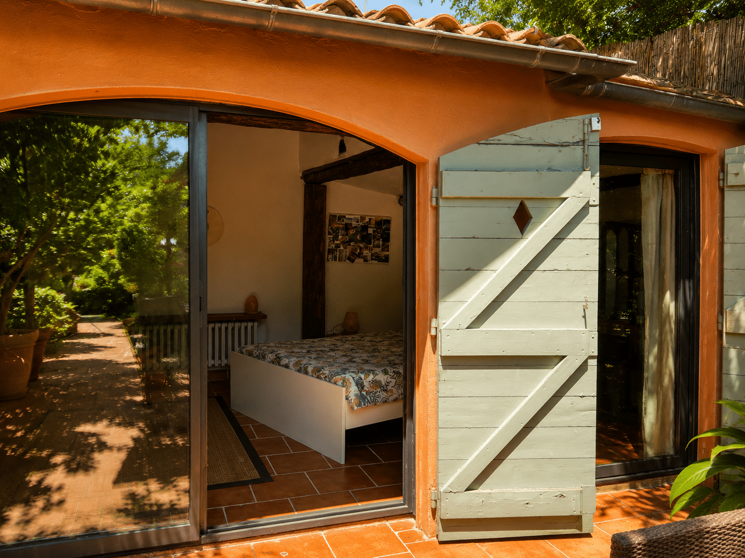 Le Vieux Moulin, demeure de charme à vendre à Six-Fours-les-Plages — vue 4 — Maison & Vous