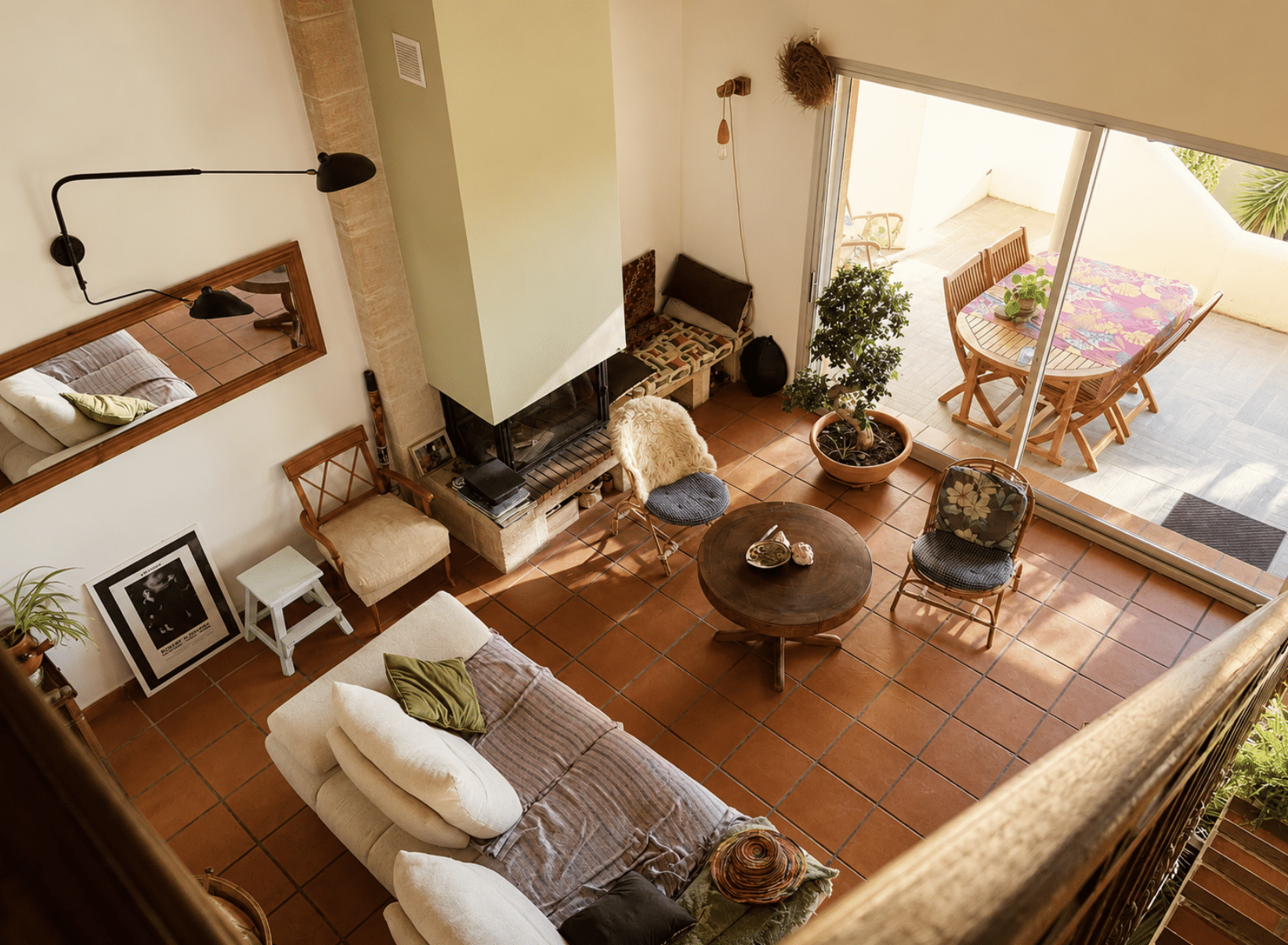 Vente maison La Cadière-d'Azur, maison de caractère avec sols en terre cuite et cheminée à insert — Maison & Vous